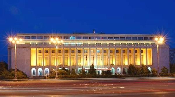 guvernul este iluminat joi seara in culorile steagului belgiei