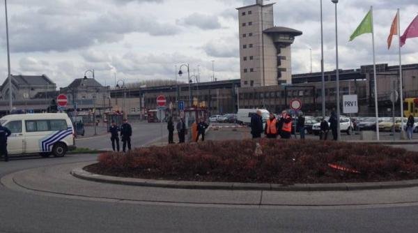 alerta cu bomba gara din charleroi evacuata