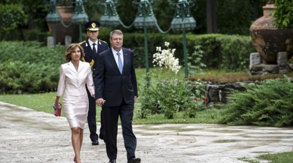klaus iohannis pleaca in sua