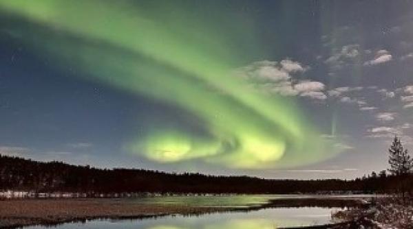 aurora boreala vazuta din spatiu video