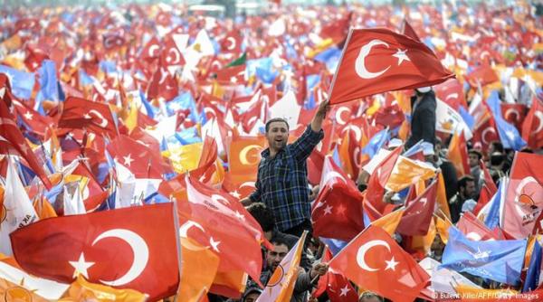 date personale ale unui numar de 50 de milioane de ceta eni turci scurse in mediul online