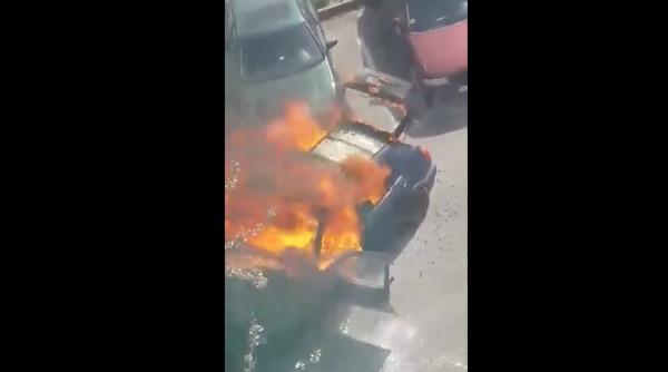 momente de groaza ma ina in flacari intr o parcare video