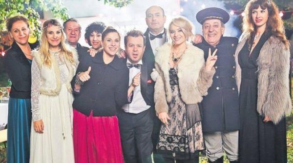 o actri a din la bloc iese in strada a a nu se mai poate trebuie pedepsita acum