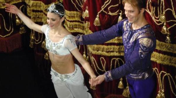 scandal la onb de ce alina cojocaru nu va dansa in baletul manon