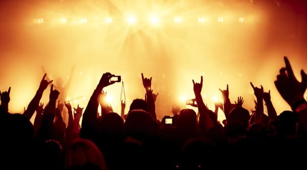 concert inedit in bucuresti muzica metal contopita cu muzica clasica