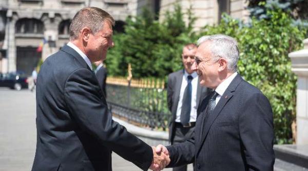 inscop  iohannis  isarescu si ciolos   primii in topul increderii in personalitatile publice