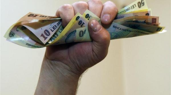 angaja ii din sectorul de mediu deci i sa declan eze greva generala