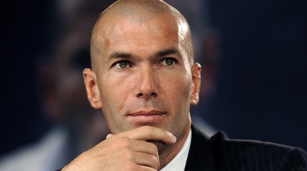 zidane a oferit imaginea serii in ucl cum i a rupt pantalonii video