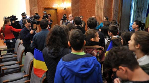 copii replici geniale la guvern ministrii sa munceasca mai mult