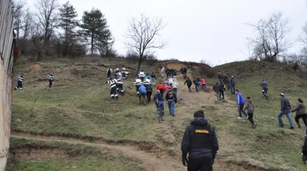 feti a din vaslui disparuta de doua zile gasita baiatul in stare grava
