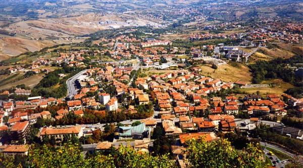 o romanca vrea sa devina primar intr un ora din italia