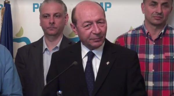 basescu catre boc emile a venit timpul sa predai stafeta unuia mai bun decat tine