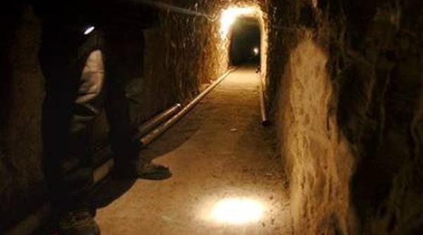 cel mai mare tunel folosit pentru droguri descoperit intre mexic i sua video