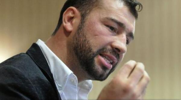 bute inainte de meciul cu badou jack sambata noaptea ve i vedea un nou campion