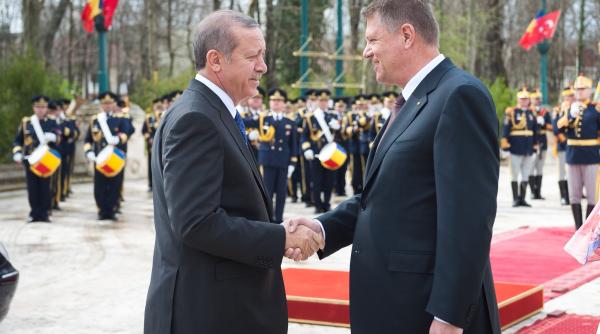 suspendarea lui iohannis propusa intr un ziar german de extrema dreapta