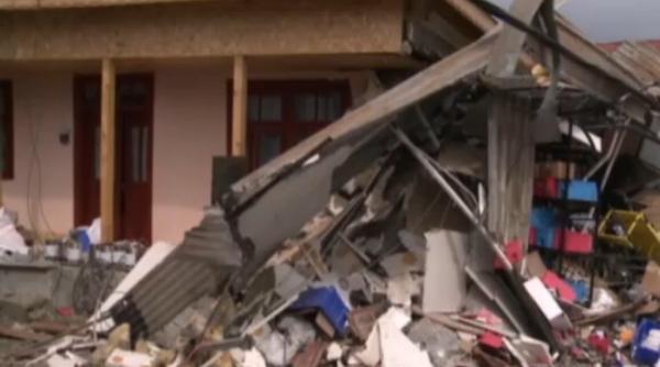 dezastru dupa ce un tir a scapat de sub control