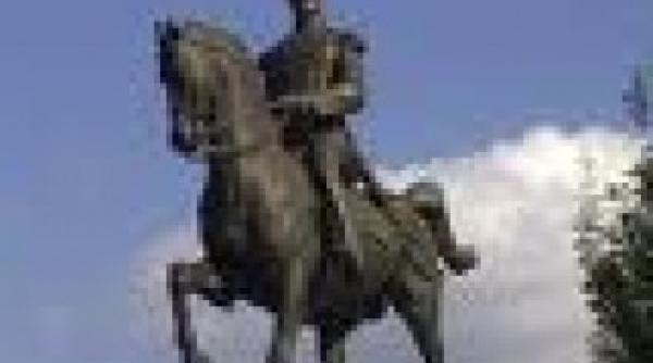 pf daniel mica prin esa a lui carol i a fost romanca atat prin religie cat i prin limba