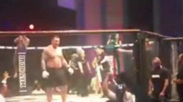 un roman ko de senza ie in mma video