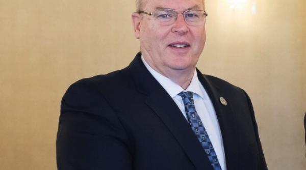 gafa a numarului 2 din pentagon facuta la deveselu