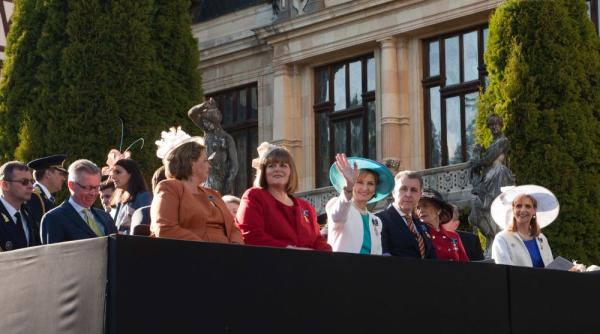 iulia albu indignata de inutele principeselor noastre la ziua regelui