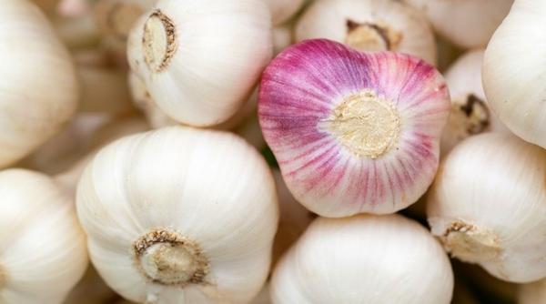 produse toxice din china facute din plastic si cu pesticide consumate de romani