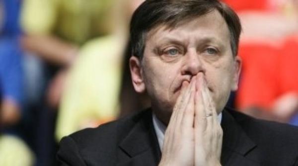 senatorul pnl crin antonescu asteptat la dna