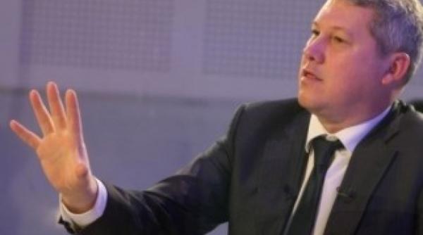 catalin predoiu il ataca pe ponta un golan