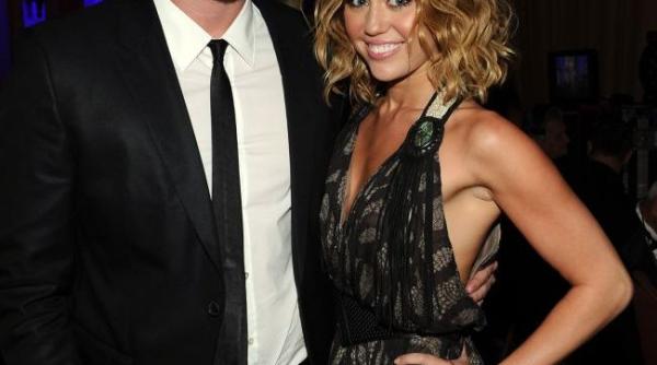 miley cyrus parasita cu cateva zile inainte de nunta