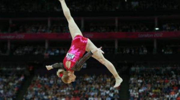 sandra izbasa intr o fotografie senza ionala