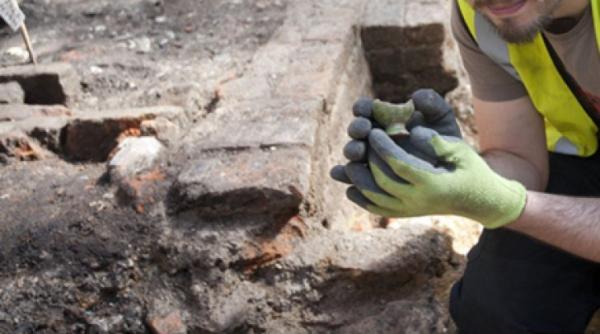 descoperire uimitoare intr un teatru vechi