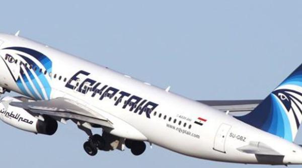 avion egyptair prabusit ramasitele gasite indica o explozie la bord
