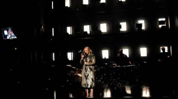 adele moment jenant in timpul unui concert