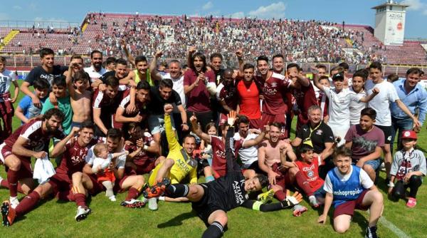 veste bomba pentru rapid a venit de la fifa