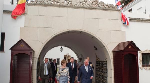 imagini de colec ie cu prin ul charles la palatul elisabeta