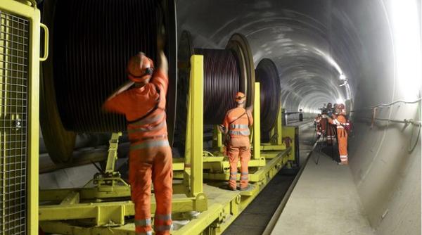 tunelul construit in 17 ani a fost inaugurat