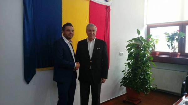 interviu dobre nicolae cel mai tanar candidat din buzau alaturi de tariceanu
