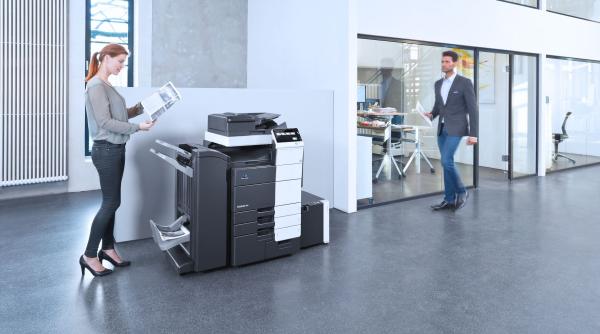 konica minolta lansare de succes pentru mediile de printare cu volum mare