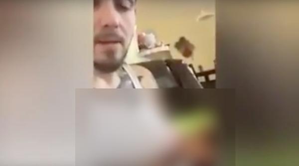 un tata s a filmat alaptandu i fiica imaginile sunt virale