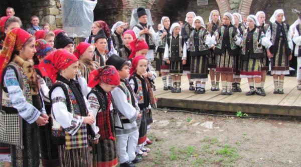 inaltarea domnului ziua eroilor sarbatoare nationala a poporului roman