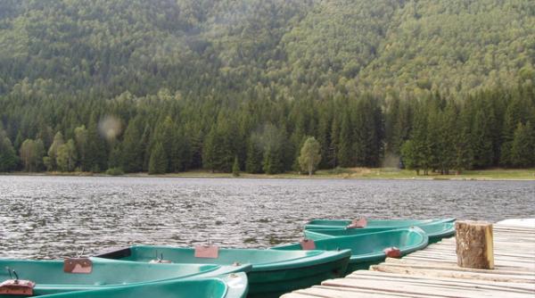 pericol de moarte la lacul sfanta ana foto