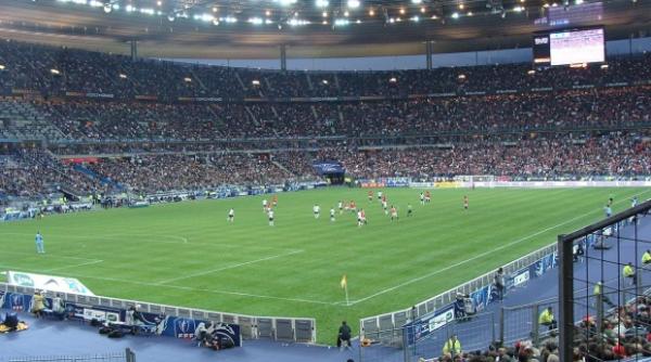 euro 2016 pachet suspect descoperit pe stade de france