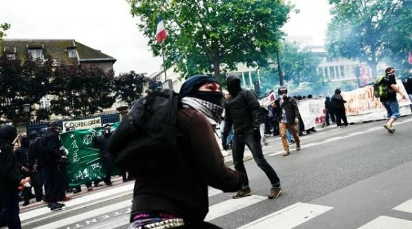 incidente violente la paris 26 de rani i dupa o noua manifesta ie