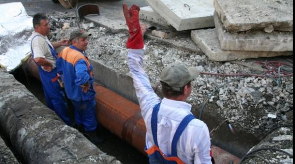 radet anun pentru ceta enii din sectorul 5 avarie uria a