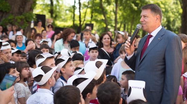 klaus iohannis merge la coala