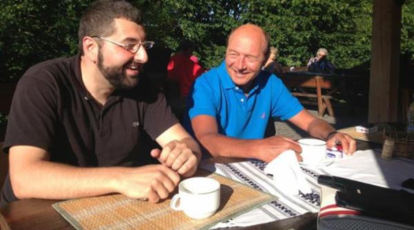 purtatorul de cuvant al lui basescu il critica pe iohannis ne facem de ras