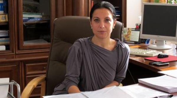 pre edintele tmb laura andrei judecatorii iubesc discre ia