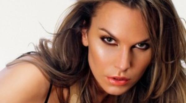 anna lesko mai sexy ca niciodata