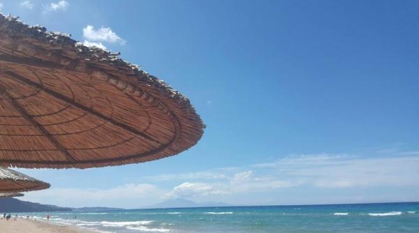 boom al rezervarilor pe litoral destina ii de top ale romanilor