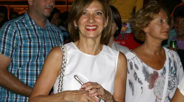 carmen iohannis distrac ie maxima in timp ce pre edintele era la summit