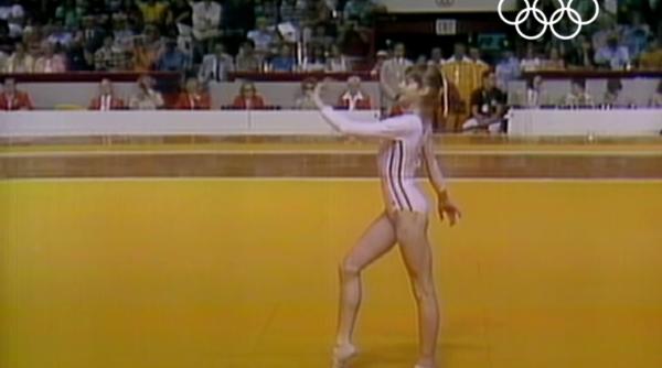 nadia comaneci omagiata la 40 de ani de la primul 10 olimpic al gimnasticii